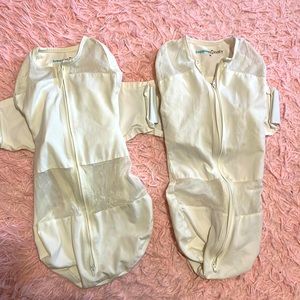 Snoo Sacks for Snoo bassinet only. 1 size small 1 size medium